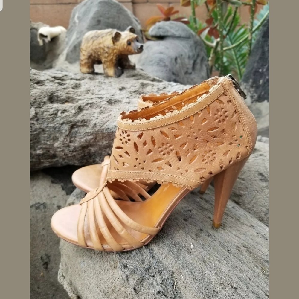 Pour La Victoire Lasercut Pumps Comfort 8 - Picture 5 of 6